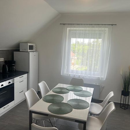 Oliver 22 Apartman Fonyód Εξωτερικό φωτογραφία